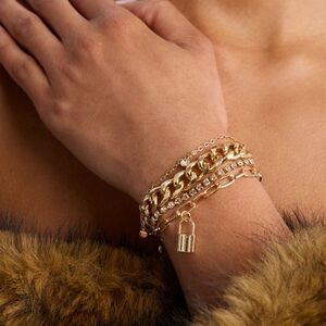 Fashion Nova Gold Chain Bracelet Set